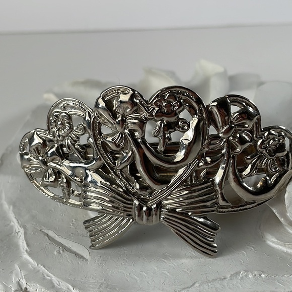 Vintage Silver Tone Hair Hearts & Bows Clip Korea - Picture 6 of 9